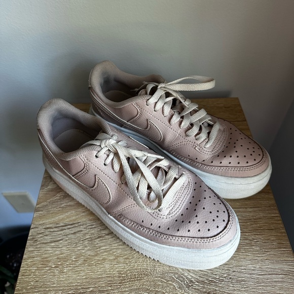 WOMENS NIKE COURT VISION ALTA LTR PLATFORM SHOES - Picture 4 of 10